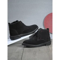 Layasa Men Mid-Top Desert Boots