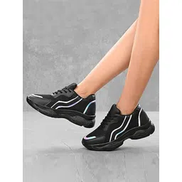 Layasa Women Sneakers