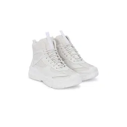 Layasa Women Textured Sneakers