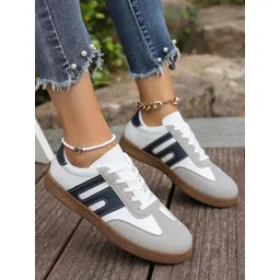 Layasa Women Ultra Soft Cushion Colourblocked Sneakers