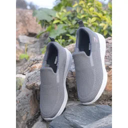 Leap7x NEATHER-1E Non-Lacing Sports Shoes With EVA Sole | Comfortable Walking & Jogging Shoes For Men