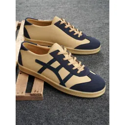 LeatherKraft Men Colourblocked Lace-Up Sneakers