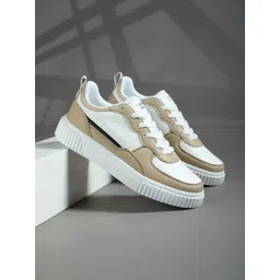 Lejano Men Colourblocked Sneakers
