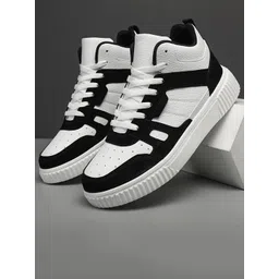 Lejano Men Colourblocked Sneakers