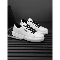 Lejano Men Sneakers