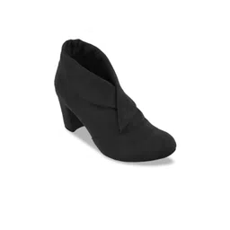 LEMON & PEPPER Women Black Solid Heeled Boots