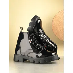 Leo Chic and Chunky Comfortable Casual Boots Boots For Men