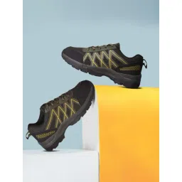 Liberty Men's LEAP7X MOUNTAIN2E Olive Green Running Shoes