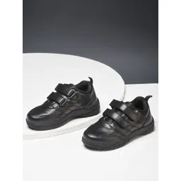 Liberty Unisex Mid-Top Lightweight Sneakers