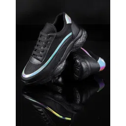 LightWeight Trendy Fashionable and Comfortable Sneakers for girl&Women Sneakers For Women