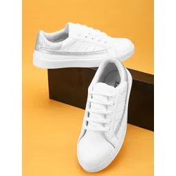 Longwalk Women Embellished Lightweight Sneakers