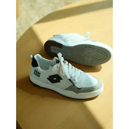 Lotto Women Leggenda Hoop Star OG Sneakers