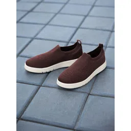 Lotto Women Textured Slip-On Brown Sneakers