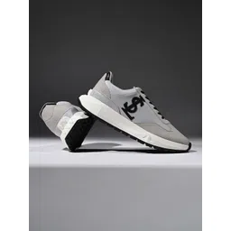 LOUIS STITCH Dutch Men Lightweight Colourblocked Sneakers