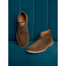 LOUIS STITCH Men Mid-Top Solid Suede Desert Boots