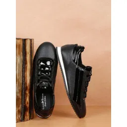 Louis Stitch Men's Egyptian Black Casual Sneakers