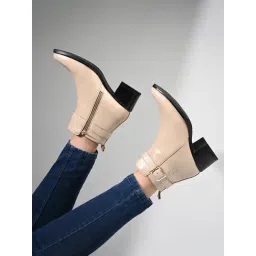 Louis Stitch Women's Beige Casual Boots