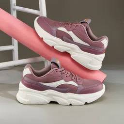 LOUNGE Sneakers For Women