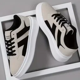 Low Top EVA Sole Round Toe Lace Up Microfiber Fabric Men Casual Sports Shoes Sneakers For Men