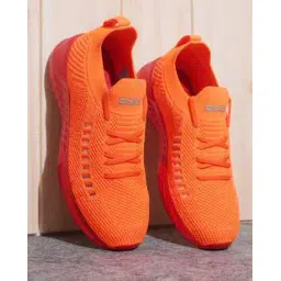 Low-Top Lace-Up Sports Shoes