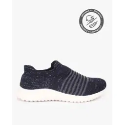 Low-Top Slip-On Walking Shoes