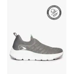 Low-Top Slip-On Walking Shoes