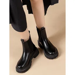 LULU & SKY Women Ankle Length Chelsea Boots