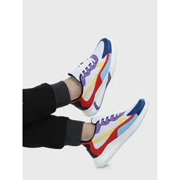 Mactree Men Colourblocked Lightweight Sneakers