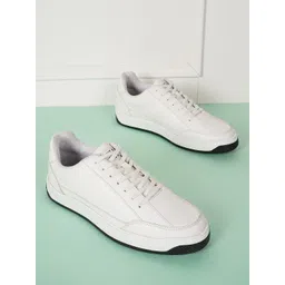 Mast & Harbour Men White & Black Comfort Insole Contrast Sole Sneakers