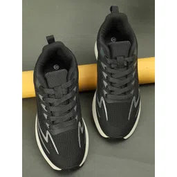 max Men Running Shoes