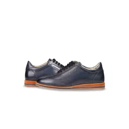 mccoy Men Round Toe Massage Footbed Leather Sneakers