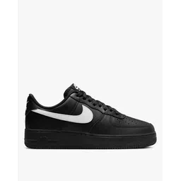 Men Air Force 1 '07 Lace-Up Sneakers