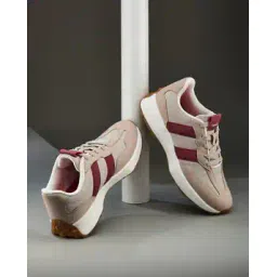 Men BRISK Lace-Up Sneakers