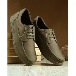 Men Casual Shoes with Synthetic Upper