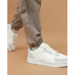 Men Casual Shoes with Synthetic upper