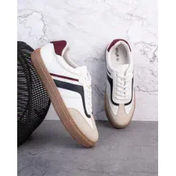 Men Colorblock Rubber Sole Lace Up Sneakers