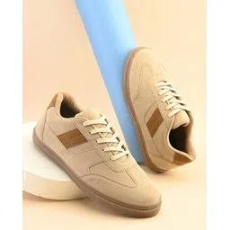 Men Colourblock Low-Top Lace-Up Sneakers