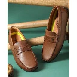 Men Flat Heel Slip-On Casual Shoe