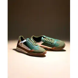 Men Flat Lace-Up Sneakers