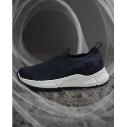 Men Knitted Slip-On Casual Shoes