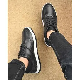 Men Lace-Up Sneakers