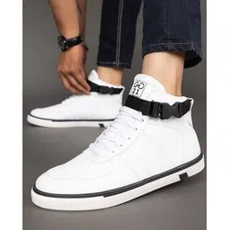 Men Lace-Up Sneakers