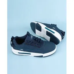 Men Lace-Up Sneakers with Synthetic upper