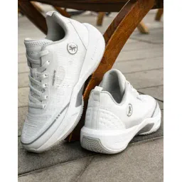 Men Logo Print Basketball Sports Shoes with Lace Fastening