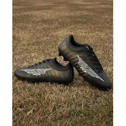 Men Low-Top Football Shoes with Lace Fastening