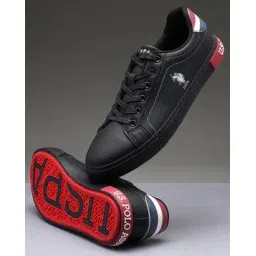 Men Low-Top Lace-Up Sneakers 