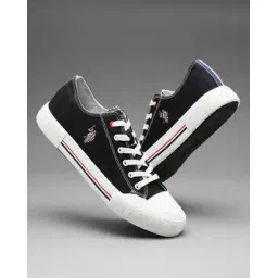 Men Low-Top Lace-Up Sneakers 