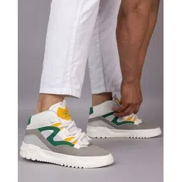 Men Low-Top Lace-Up Sneakers