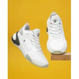 Men Low-Top Lace-Up Sneakers