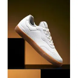 Men Low-Top Lace-Up Sneakers